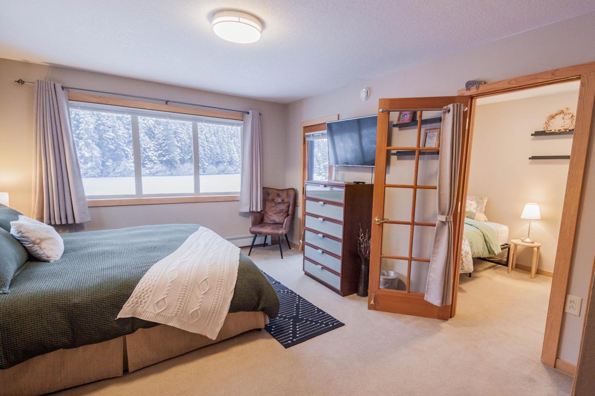 Bear B&b, Inc Bed and breakfast 3*
